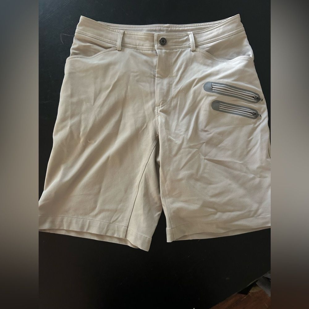 Lululemon Mission Cargo Shorts